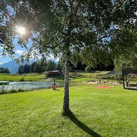 Swiss Alpine Hideaway 度假居